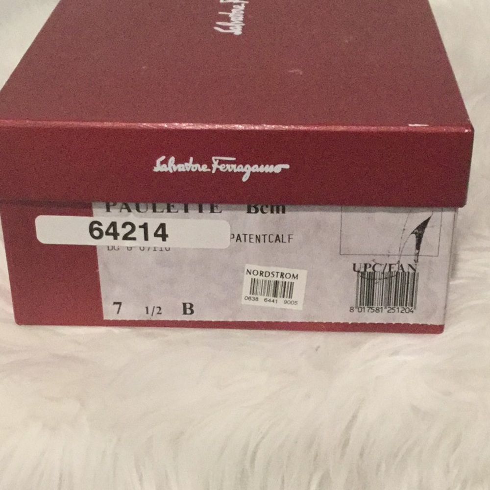 Ferragamo open toe black patent pumps size 7.5 - Picture 3 of 9